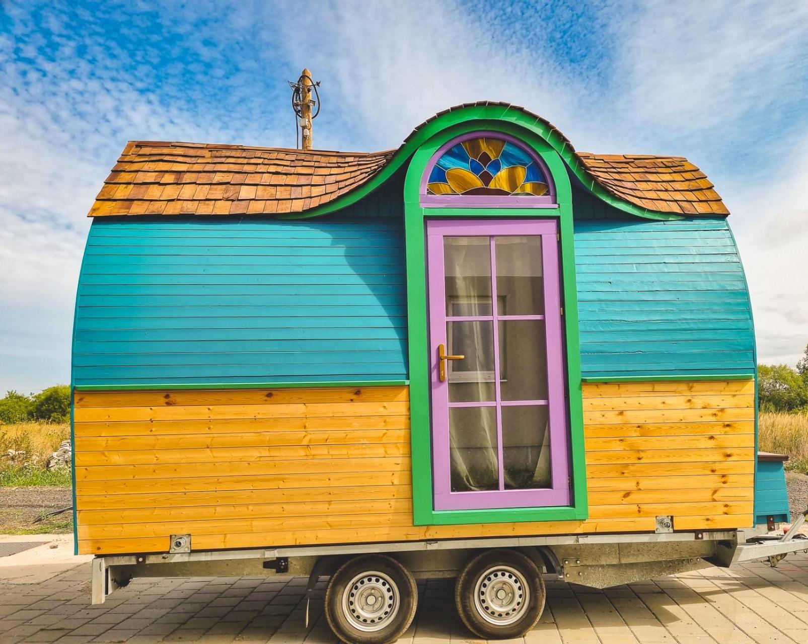 Central Tiny Houses Bucureşti Exterior foto
