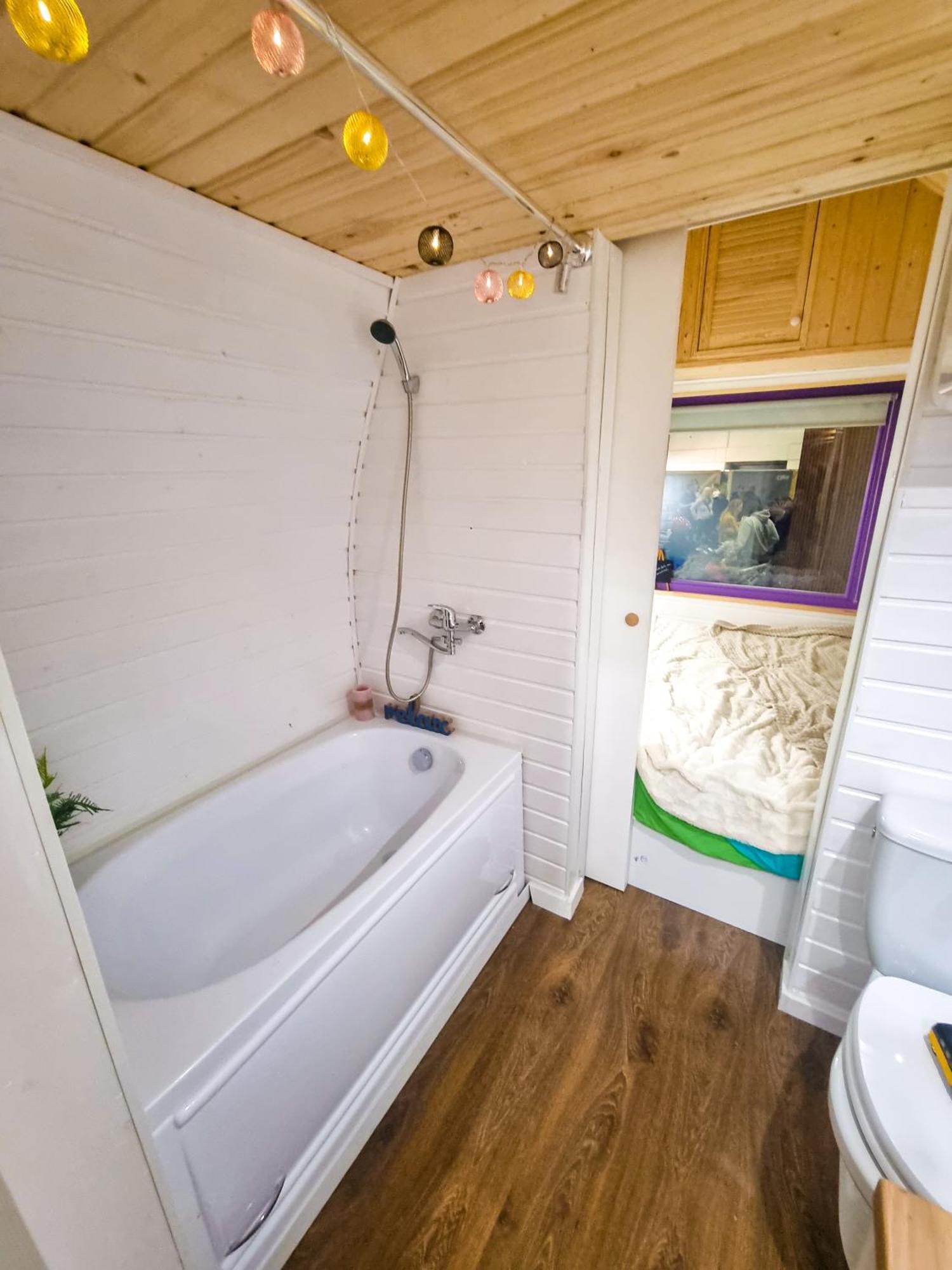 Central Tiny Houses Bucureşti Exterior foto
